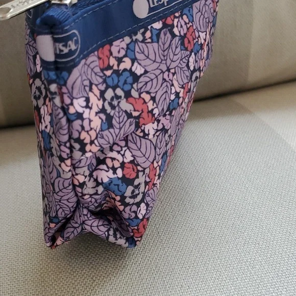 LeSportsac Mini Purse - Picture 4 of 4